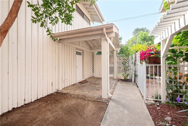 328 W 7th, Claremont, CA 91711