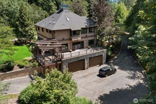 6617 247th Avenue NE, Redmond, WA 98053