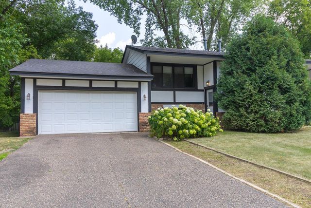 7382 Borman Avenue, Inver Grove Heights, MN 55076