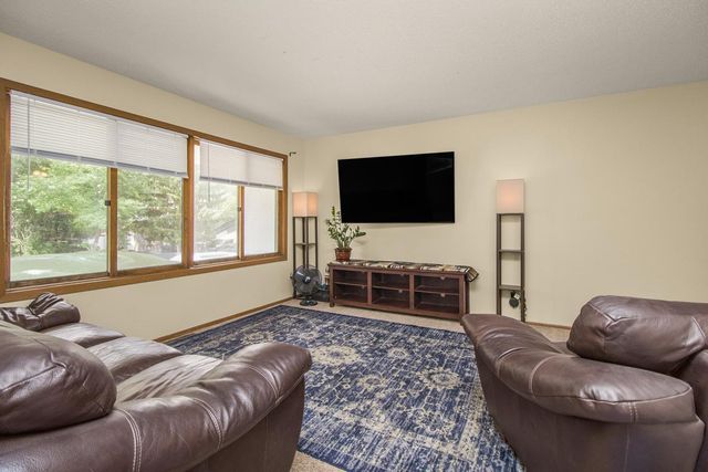 7382 Borman Avenue, Inver Grove Heights, MN 55076