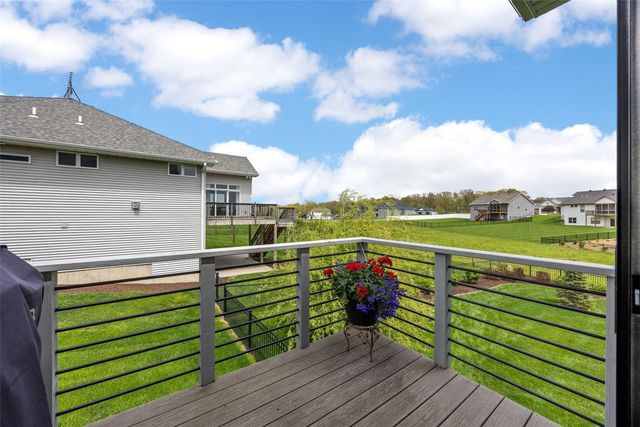 1352 Ava Cir, Iowa City, IA 52246