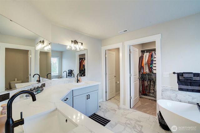 3420 104th Drive NE, Lake Stevens, WA 98258