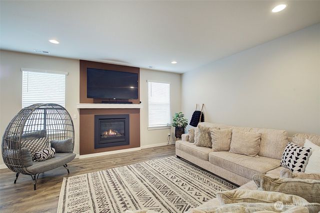 3420 104th Drive NE, Lake Stevens, WA 98258