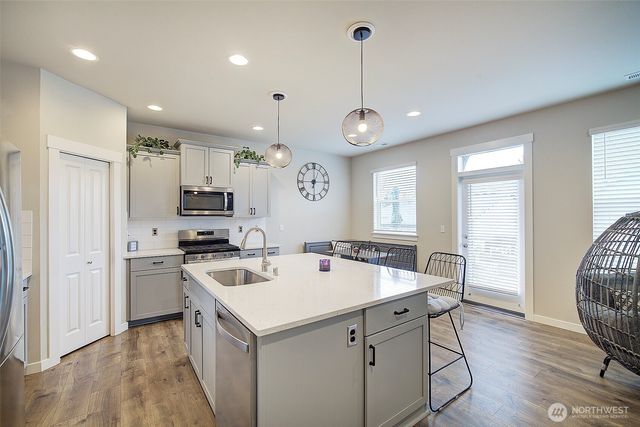 3420 104th Drive NE, Lake Stevens, WA 98258
