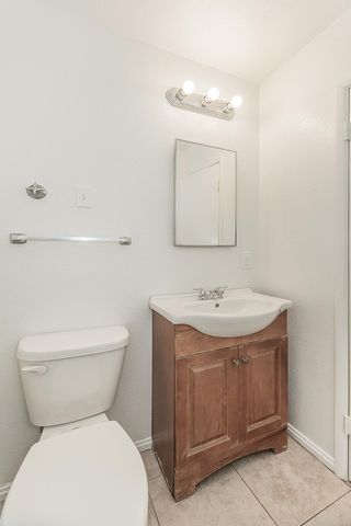 208 W Hampton Way, Fresno, CA 93705