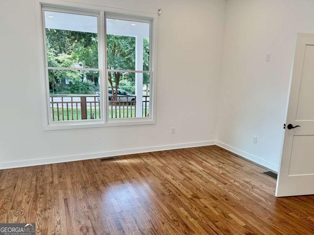 851 Dill Avenue SW, Atlanta, GA 30310