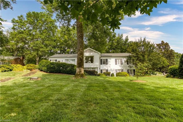 11 Pine Tree Road, Salisbury, NC 28144