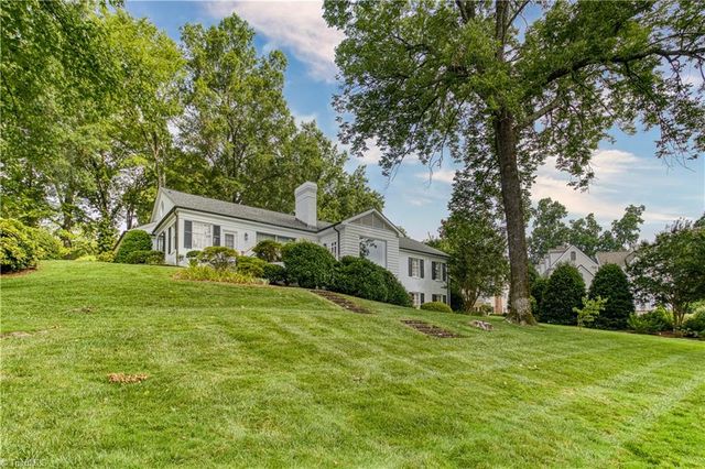 11 Pine Tree Road, Salisbury, NC 28144