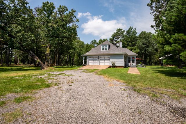 10427 Fm 229, Grapeland, TX 75844