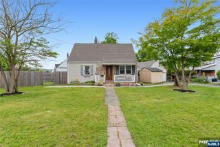 34 Decker Road, Wanaque, NJ 07420