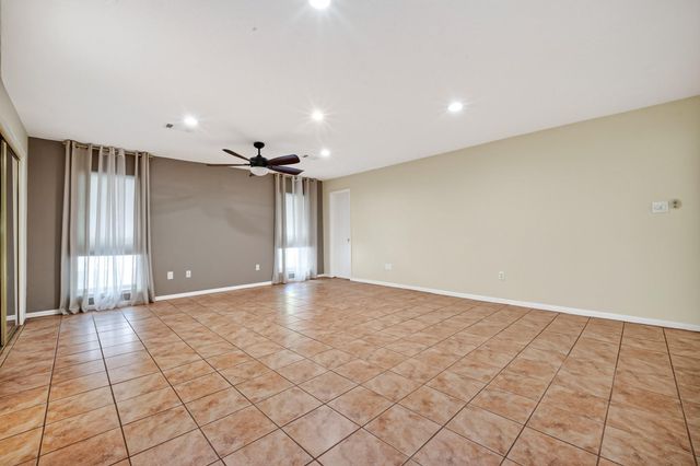 23 Winged Foot Drive, Conroe, TX 77304