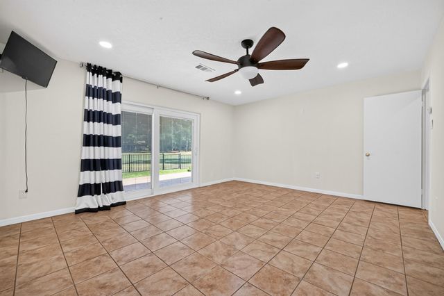 23 Winged Foot Drive, Conroe, TX 77304