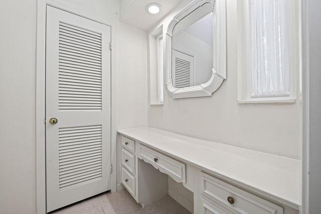 23 Winged Foot Drive, Conroe, TX 77304