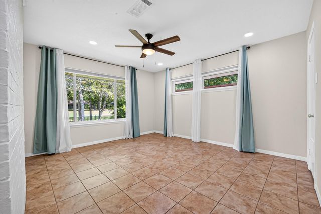 23 Winged Foot Drive, Conroe, TX 77304
