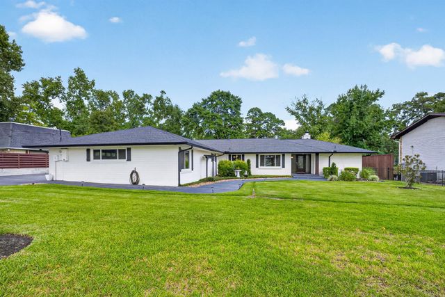 23 Winged Foot Drive, Conroe, TX 77304