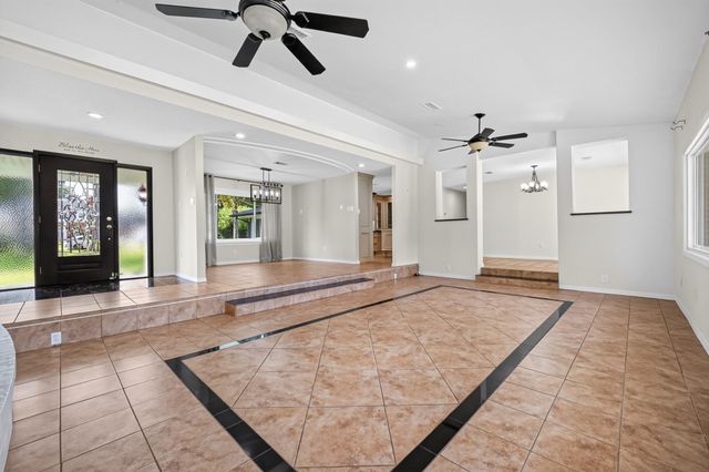 23 Winged Foot Drive, Conroe, TX 77304