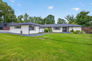23 Winged Foot Drive, Conroe, TX 77304