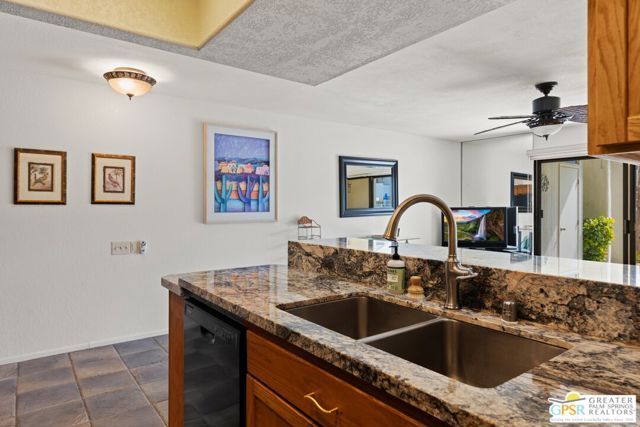 1655 E Palm Canyon Drive 111, Palm Springs, CA 92264