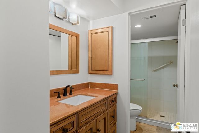 1655 E Palm Canyon Drive 111, Palm Springs, CA 92264