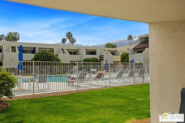 1655 E Palm Canyon Drive 111, Palm Springs, CA 92264