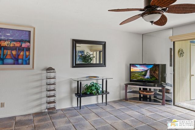 1655 E Palm Canyon Drive 111, Palm Springs, CA 92264