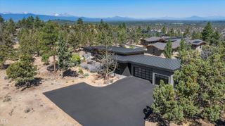 1489 NW Puccoon Court, Bend, OR 97703