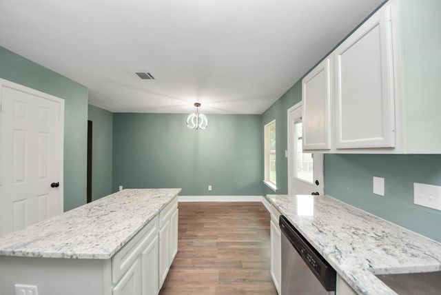 608 Trinity Lane, Pasadena, TX 77506