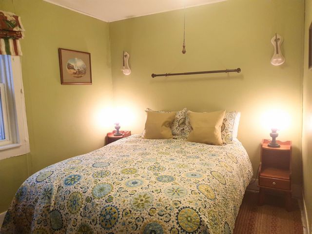 120 Lake Street, Barton, VT 05822