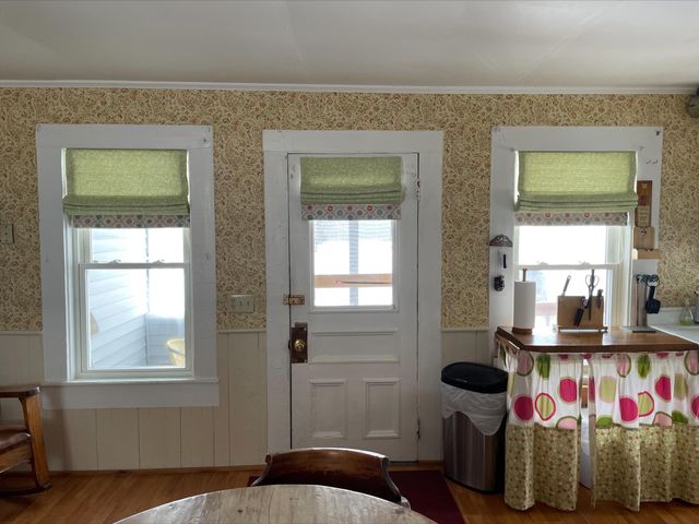 120 Lake Street, Barton, VT 05822