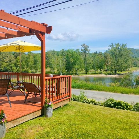 120 Lake Street, Barton, VT 05822