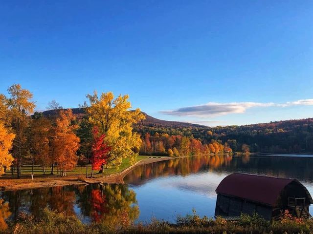 120 Lake Street, Barton, VT 05822