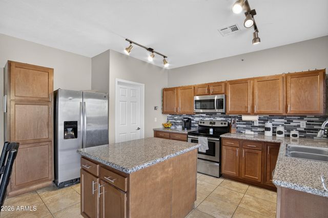 31104 N DESERT HONEYSUCKLE Drive, San Tan Valley, AZ 85143