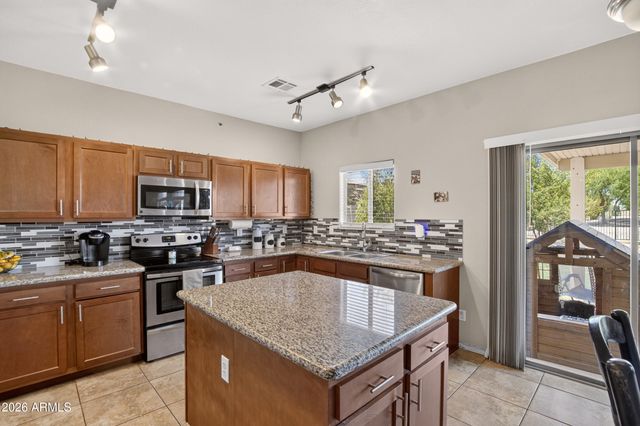 31104 N DESERT HONEYSUCKLE Drive, San Tan Valley, AZ 85143