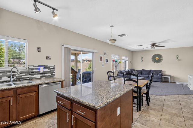 31104 N DESERT HONEYSUCKLE Drive, San Tan Valley, AZ 85143