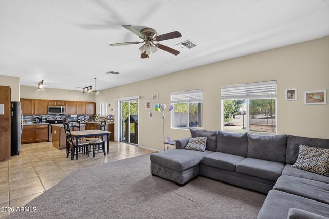 31104 N DESERT HONEYSUCKLE Drive, San Tan Valley, AZ 85143