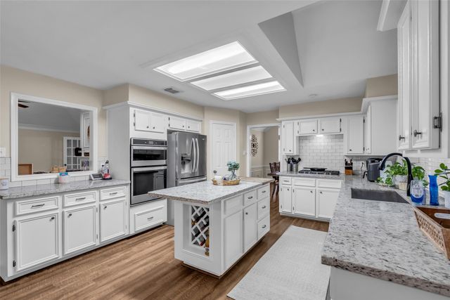 3730 Tree Manor Lane, Houston, TX 77345