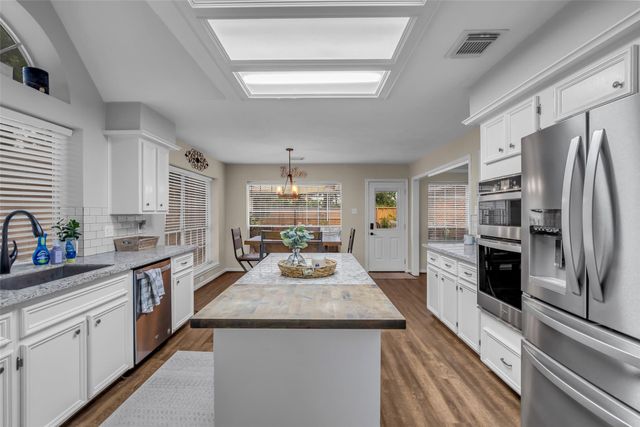 3730 Tree Manor Lane, Houston, TX 77345