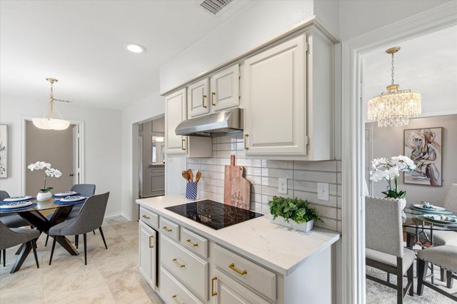 2722 Gold Rush Lane, Carrollton, TX 75007