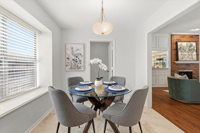 2722 Gold Rush Lane, Carrollton, TX 75007