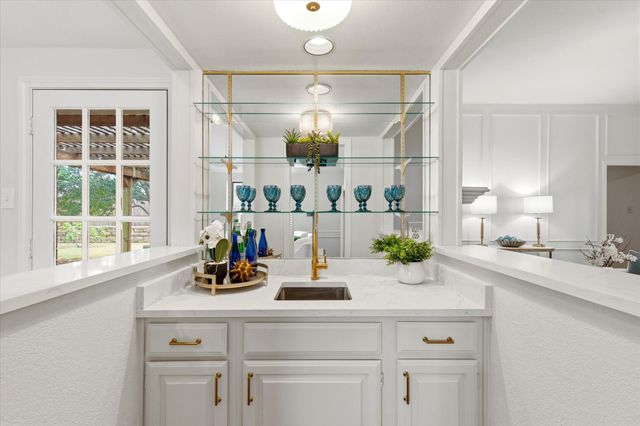 2722 Gold Rush Lane, Carrollton, TX 75007