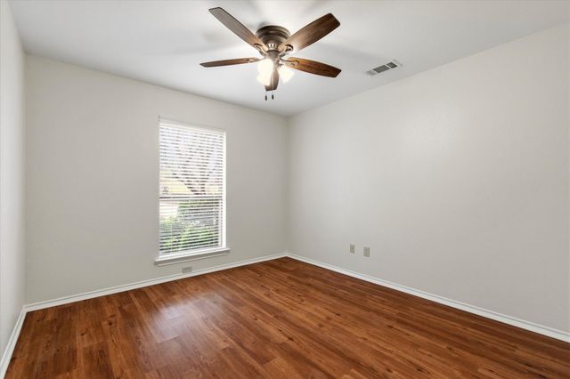 2722 Gold Rush Lane, Carrollton, TX 75007