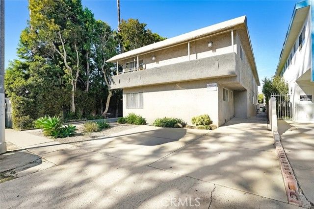12757 Caswell, Los Angeles, CA 90066