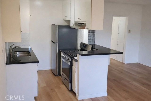 12757 Caswell, Los Angeles, CA 90066