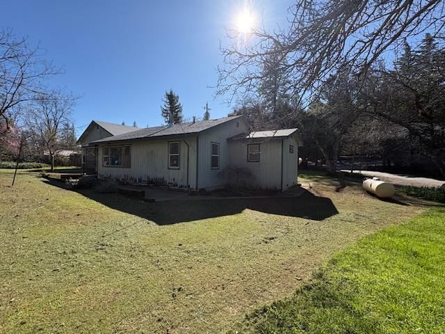 2800 Upper Dorray Rd, Glencoe, CA 95232