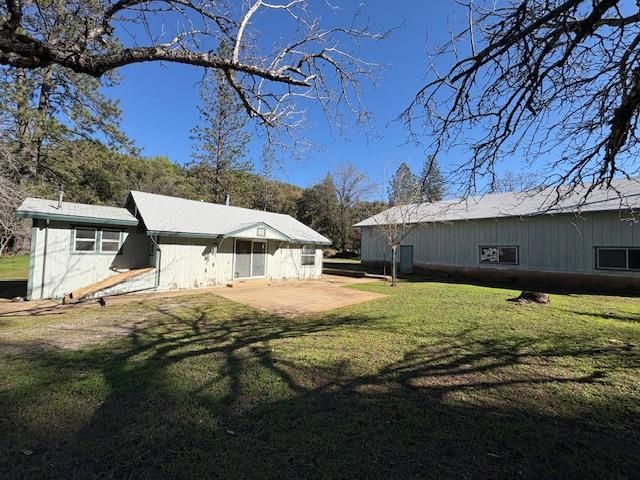 2800 Upper Dorray Rd, Glencoe, CA 95232