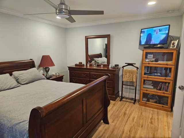 3170 Holiday Springs Boulevard 6-310, Margate, FL 33063