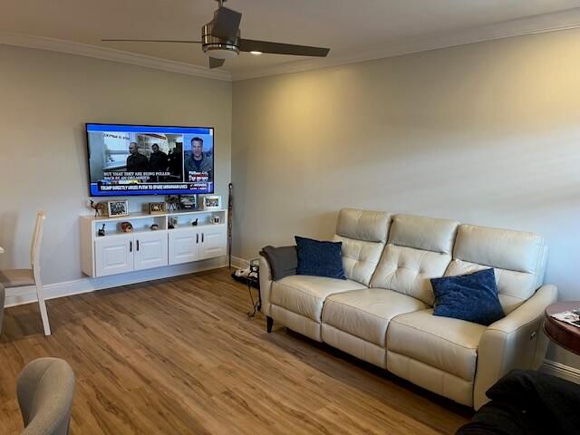 3170 Holiday Springs Boulevard 6-310, Margate, FL 33063