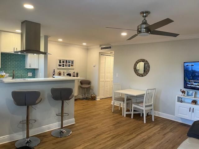 3170 Holiday Springs Boulevard 6-310, Margate, FL 33063