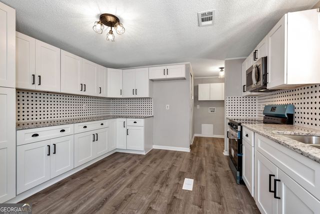 525 J S Williamson Court, Nicholson, GA 30565