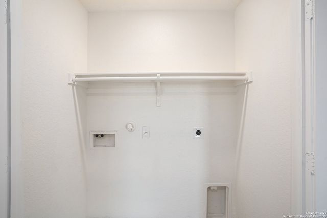 10526 Varmus Dr, Converse, TX 78109